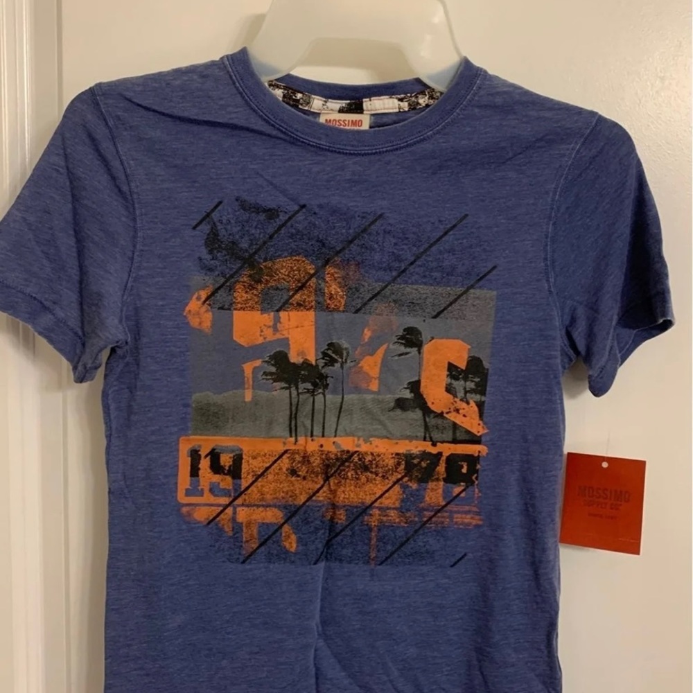 Boy’s T-shirt NWT